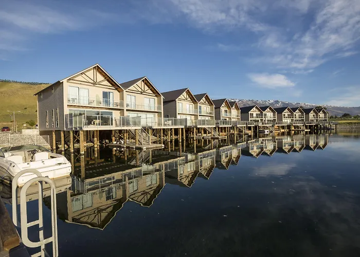 Lake Resort By Marsden